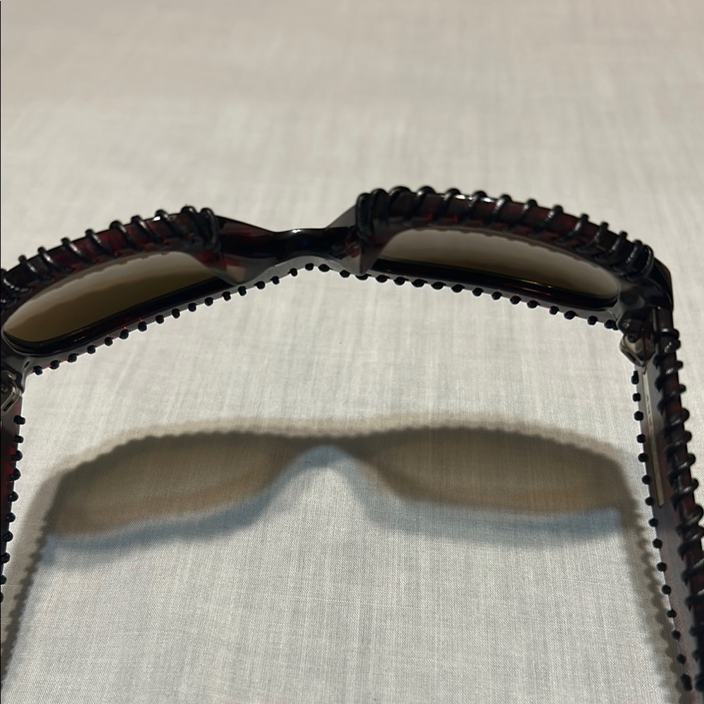Burberry Stylish Sunglasses - Picture 11 of 11